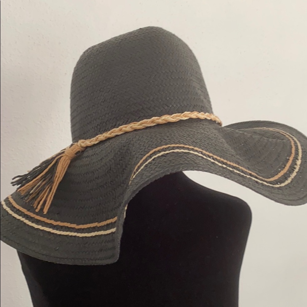 Gap Floppy Straw Hat (M/L)
